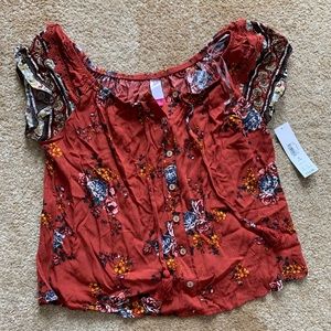 NWT super cute off the shoulder tee